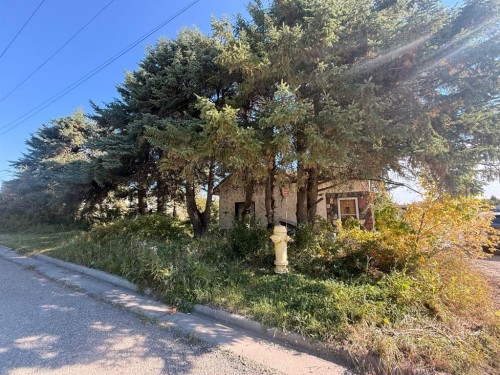 4601 52 Street, Entwistle, AB 