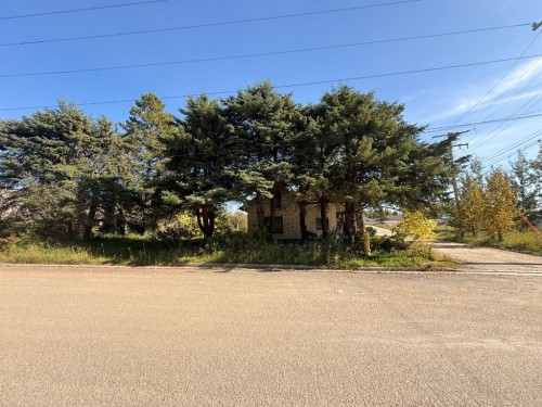4601 52 Street, Entwistle, AB 