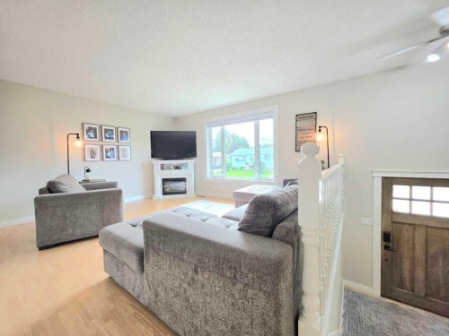900 10A Avenue Se, Slave Lake, AB 