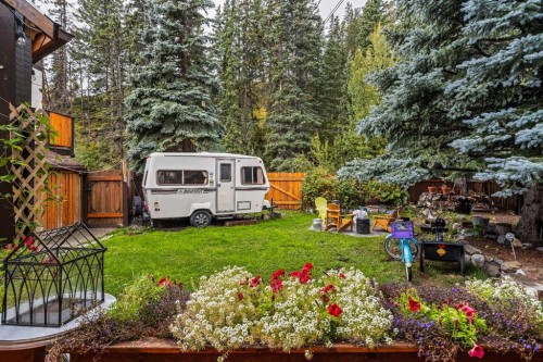 118 Rundle Drive, Canmore, AB 