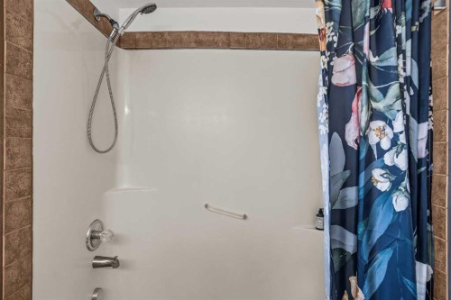 118 Rundle Drive, Canmore, AB 