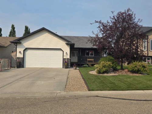 1632 42 Street, Edson, AB 