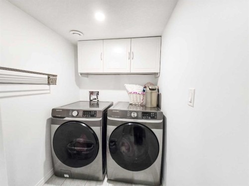 1632 42 Street, Edson, AB 