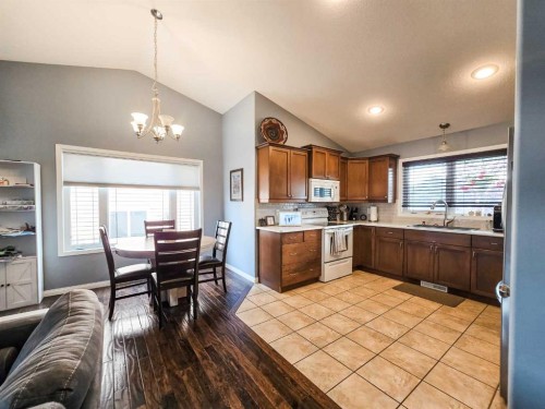 1632 42 Street, Edson, AB 