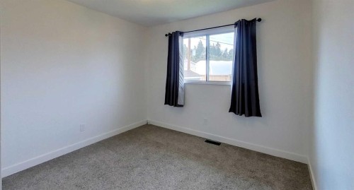 1102 55 Street, Edson, AB 