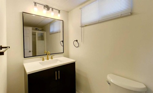 1102 55 Street, Edson, AB 