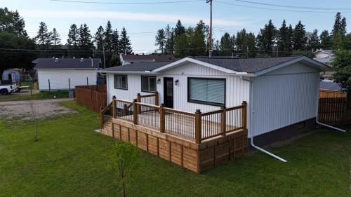 1102 55 Street, Edson, AB 