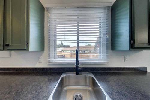 1102 55 Street, Edson, AB 