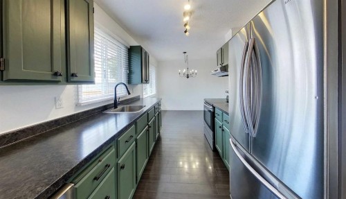 1102 55 Street, Edson, AB 