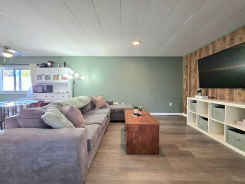 500 4 Street Nw, Slave Lake, AB 