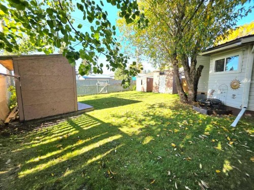 500 4 Street Nw, Slave Lake, AB 
