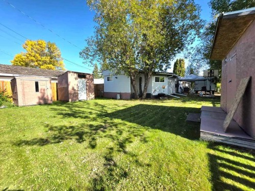 500 4 Street Nw, Slave Lake, AB 