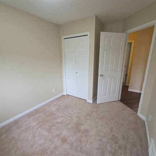 4-624 41 Street, Edson, AB 