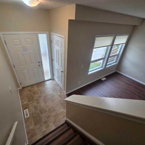 4-624 41 Street, Edson, AB 