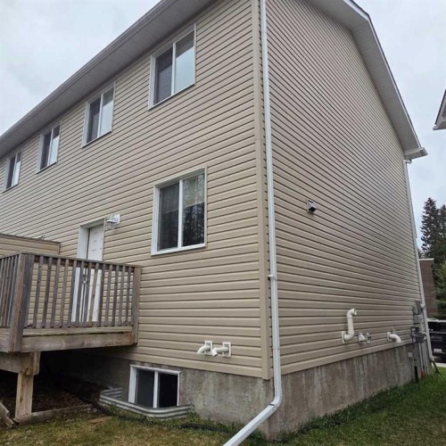4-624 41 Street, Edson, AB 