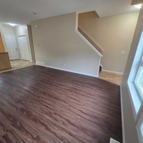 4-624 41 Street, Edson, AB 
