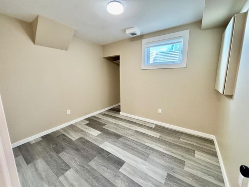 142 Meadow Drive , Hinton, AB T7V 1N7 5