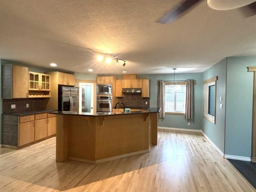 7 Chaisson Crossing, Whitecourt, AB 