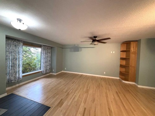 7 Chaisson Crossing, Whitecourt, AB 