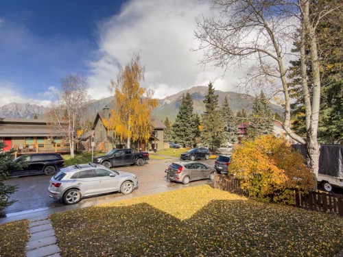 32 Mount Peechee Place, Canmore, AB 