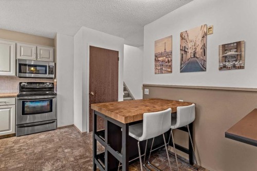 32 Mount Peechee Place, Canmore, AB 