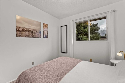 32 Mount Peechee Place, Canmore, AB 