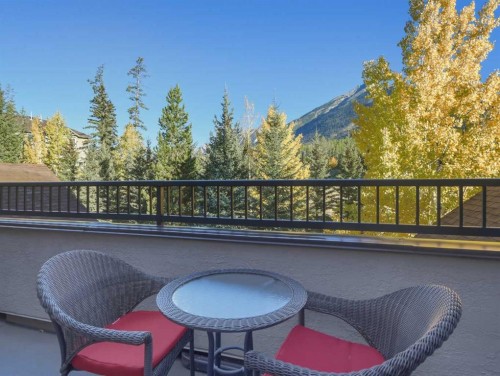 302-801 Benchlands Trail, Canmore, AB 