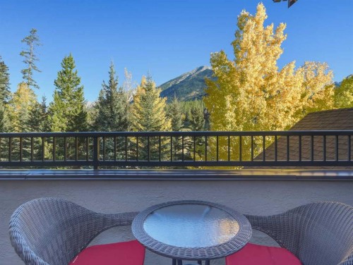 302-801 Benchlands Trail, Canmore, AB 