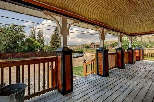 1507 2 Avenue Nw, Drumheller, AB - Outdoor With Deck Patio Veranda With Exterior