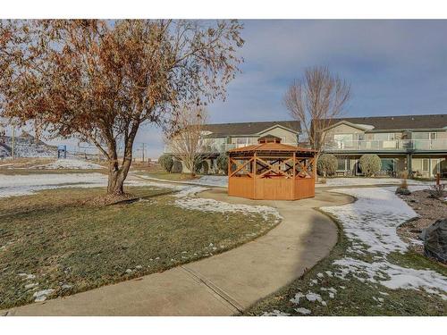 24 Garden Way, Drumheller, AB - Outdoor