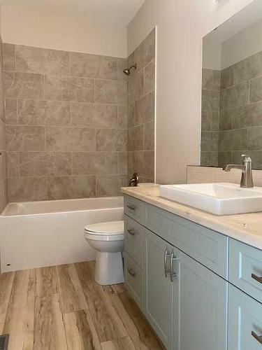 121 Upland Boulevard West, Brooks, AB - Indoor Photo Showing Bathroom