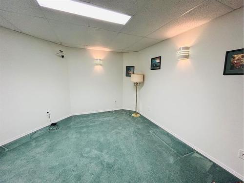 Unit 3-303 5 Avenue East, Oyen, AB - Indoor Photo Showing Other Room