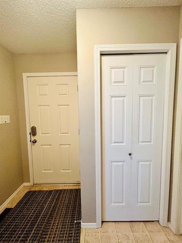 3 Byler Place, Oyen, AB - Indoor Photo Showing Other Room