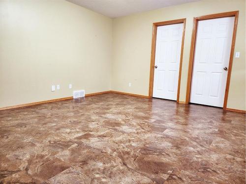 59 Upland Place, Brooks, AB - Indoor Photo Showing Other Room