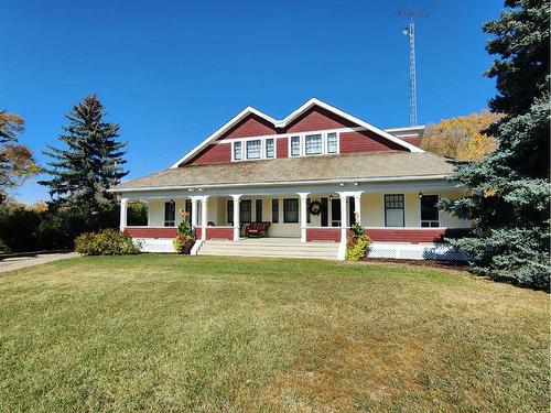 141034 Tr 190, Rural Newell, County Of, AB - Outdoor With Deck Patio Veranda With Facade