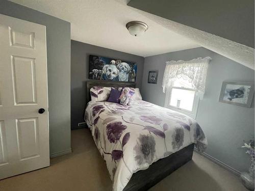 16 Evergreen  Park Close, Brooks, AB - Indoor Photo Showing Bedroom