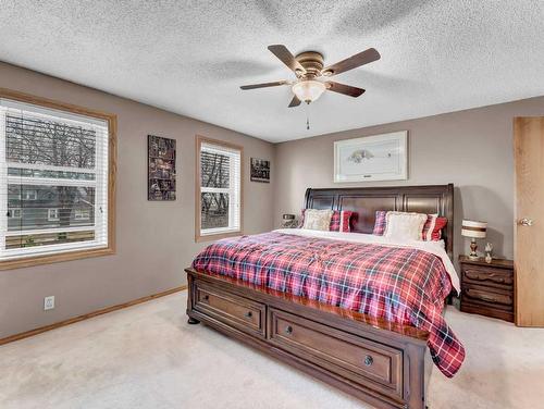 307 3 Street West, Brooks, AB - Indoor Photo Showing Bedroom