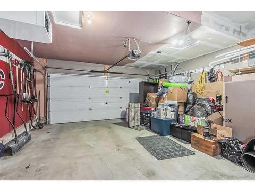 117 Seagreen Manor, Chestermere, AB - Indoor Photo Showing Garage