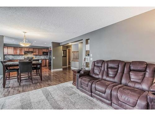 117 Seagreen Manor, Chestermere, AB - Indoor Photo Showing Living Room