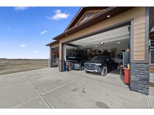 42 Viceroy Crescent, Olds, AB - Outdoor