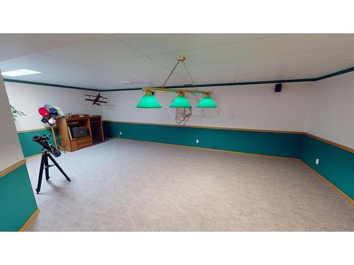 525 8 Avenue, Bassano, AB - Indoor Photo Showing Other Room