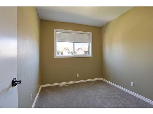 46-108 Garrow Avenue, Brooks, AB - Indoor Photo Showing Other Room