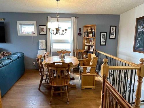 9 Spruce Drive, Drumheller, AB - Indoor Photo Showing Dining Room