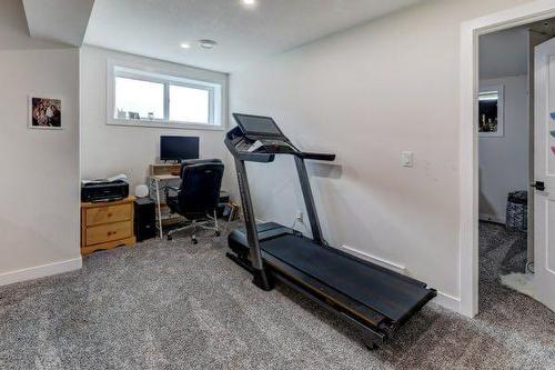 149 10 Avenue Se, Drumheller, AB - Indoor Photo Showing Gym Room