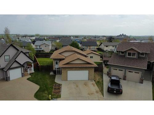24 Meadowbrook Court East, Brooks, AB - Outdoor