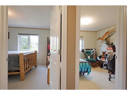 10329 202 Township, Rural Cypress County, AB - Indoor