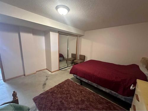 226 1 Avenue North, Delia, AB - Indoor Photo Showing Bedroom