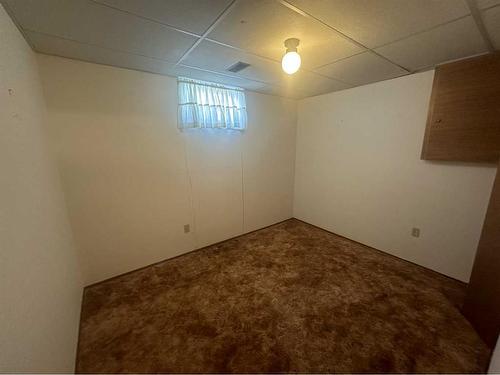 606 Palliser Trail, Hanna, AB - Indoor Photo Showing Other Room