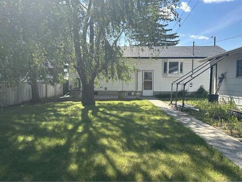 606 Palliser Trail, Hanna, AB - Outdoor