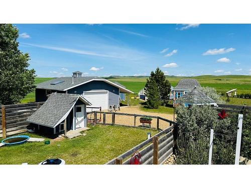 180048 29-4 Township, Rural Starland County, AB - Indoor Photo Showing Other Room